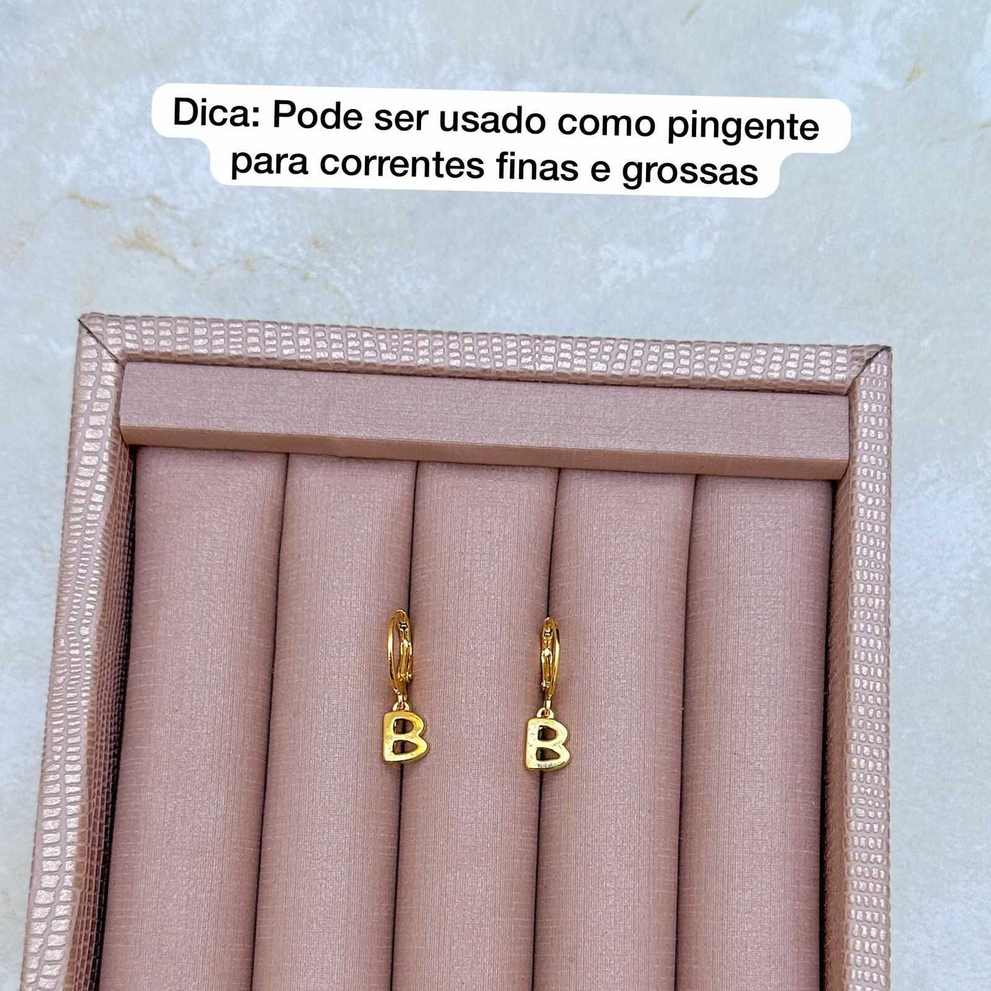 CONJUNTO PERSONALIZADO MINI LETRA BRINCO + COLAR - consultar letras via whatsapp